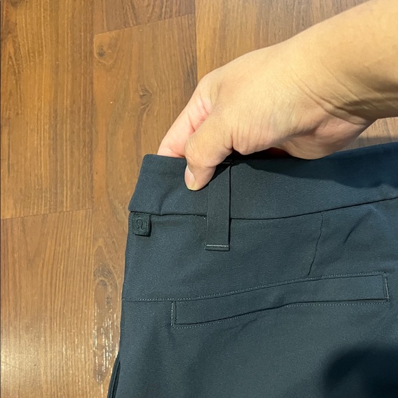 lululemon athletica Men's Dark Gray Flat Front Shorts - Picture 3 of 4